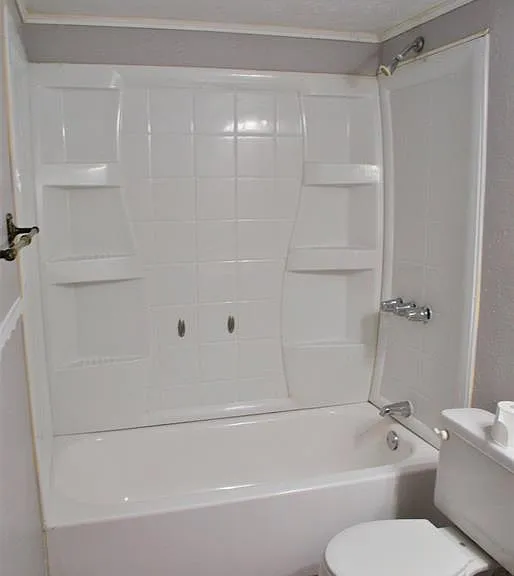 5528 Adams Dr — Photo 8
