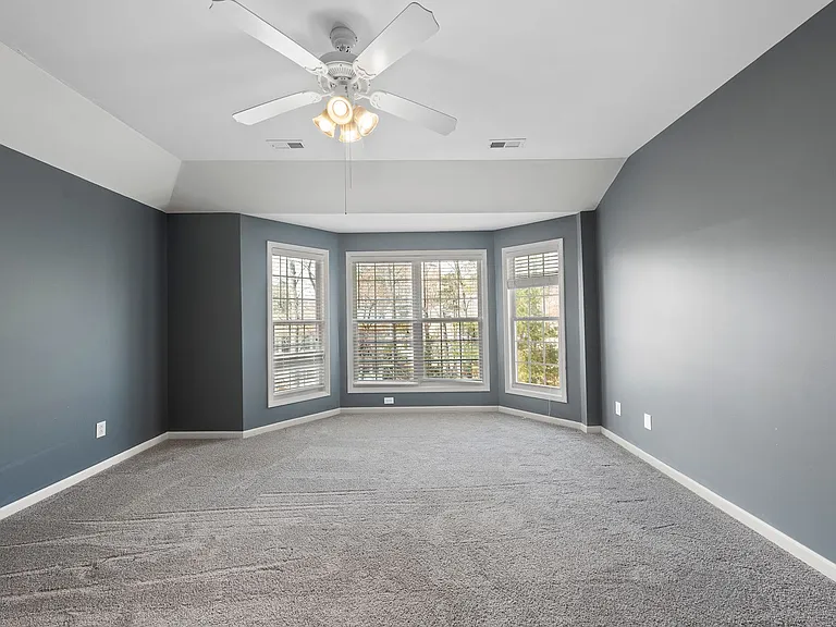 101 Palmwood Ct — Photo 32
