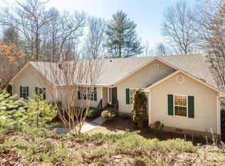 1200 Aberdeen Ln, Pisgah Forest, NC 28768