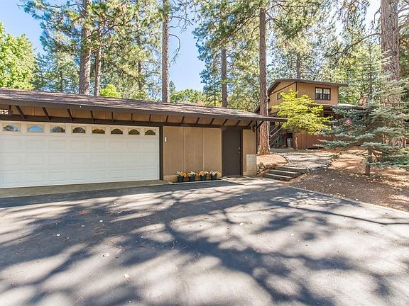 2nd image of 20055 Redwood Ct