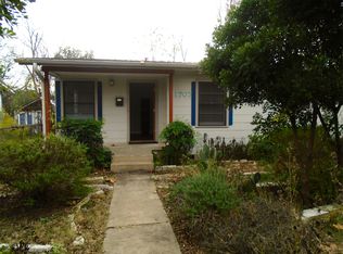 1707 W Saint Johns Ave, Austin, TX 78757