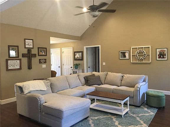 4th image of 1525 Brushcreek Dr