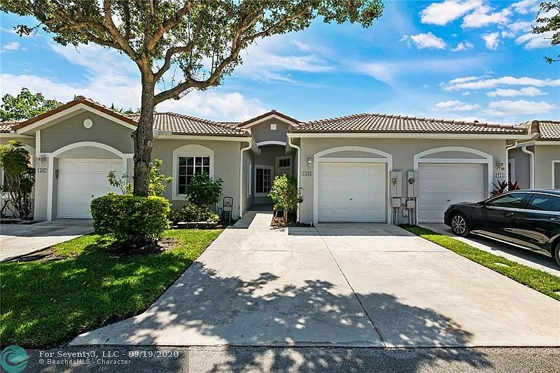 1st image of 1303 SW 48th Ter