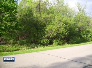 145 E Ripple Ave, Oshkosh, WI 54902