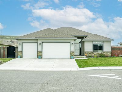 6988 W 31st Ave, Kennewick, WA, 99338