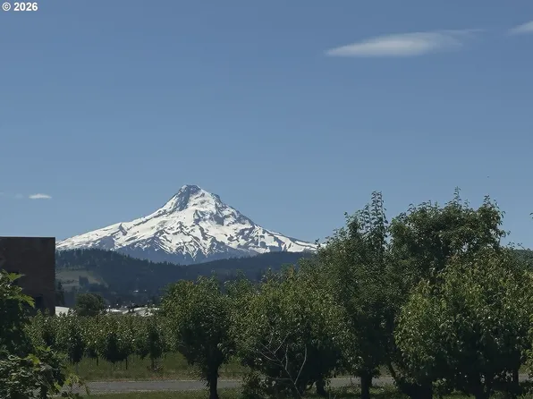 1050 NW Jackson St, Hillsboro, OR 97124