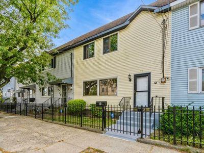 91 Ege Ave, Jersey City, NJ, 07305