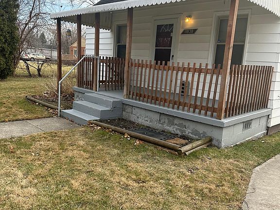 4th image of 11838 Belmont Ave