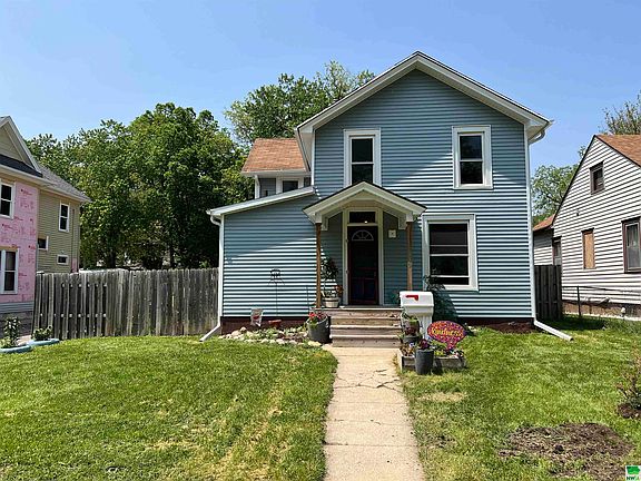 2nd image of 1813 Ross St
