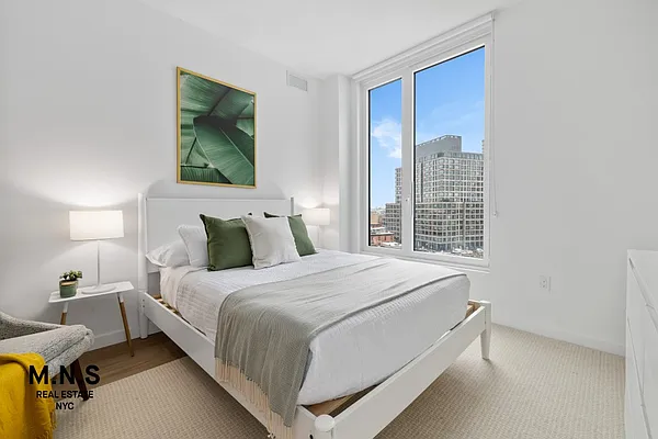 Rented by MNS | media 23