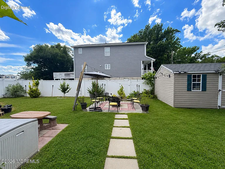 503 Dock St — Photo 31