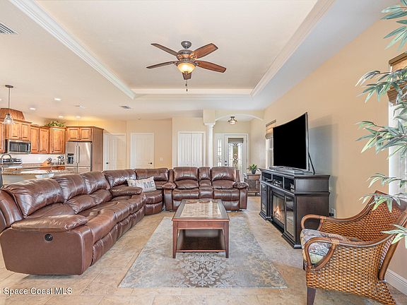 5th image of 125 Harmony Ln