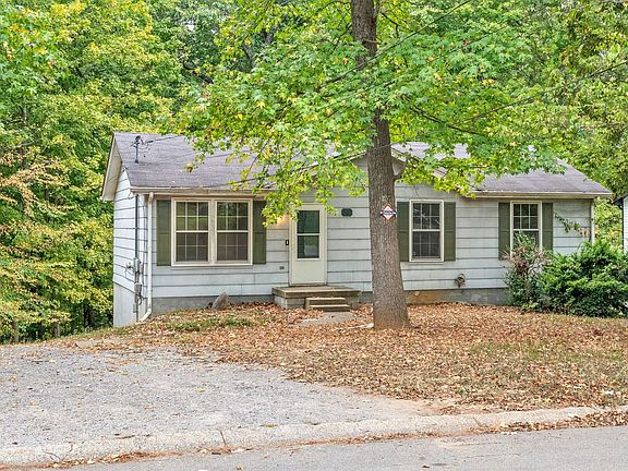 2nd image of 510 Aspen Dr