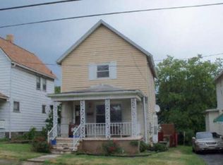 397 S State Line Rd, Sharon, PA 16146