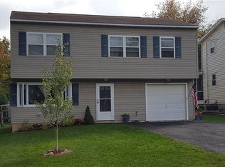 116 N Lincoln Ave, Liverpool, NY 13088