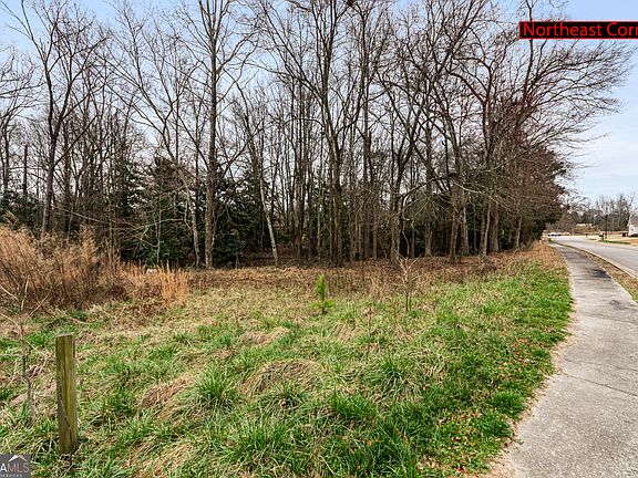 2nd image of 49 Fairview Sta