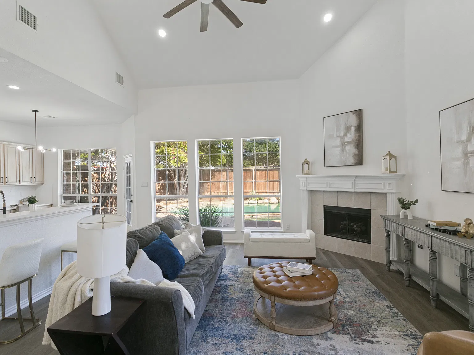 3 bed, 2.5 bath, 2197 sqft, $2,950 — Photo 3