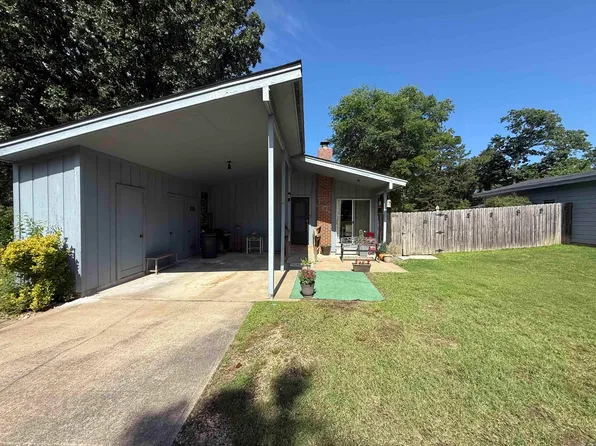 2705 Ranchwood Dr, Benton, AR 72019