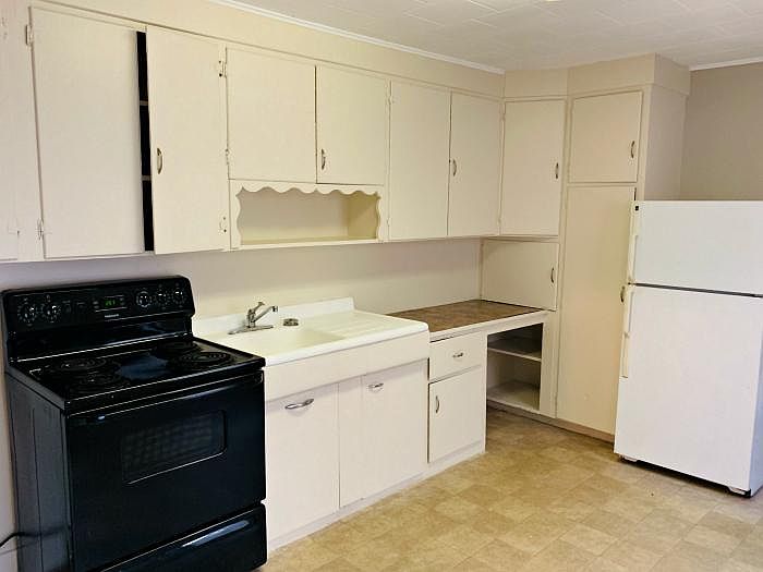 2nd image of 20 Orange St APT 7