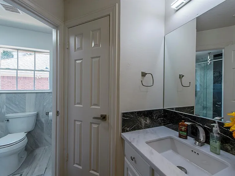 14111 Manderly Dr — Photo 27