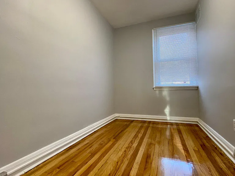 3814 Glenarm Ave — Photo 14