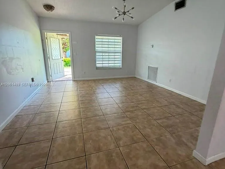 6645 Franklin St #1 — Photo 4