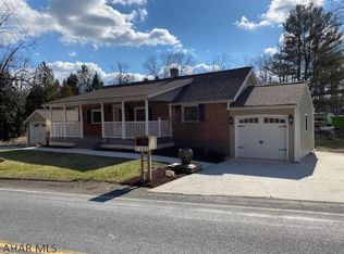 2403 Reynoldsdale Rd, New Paris, PA 15554