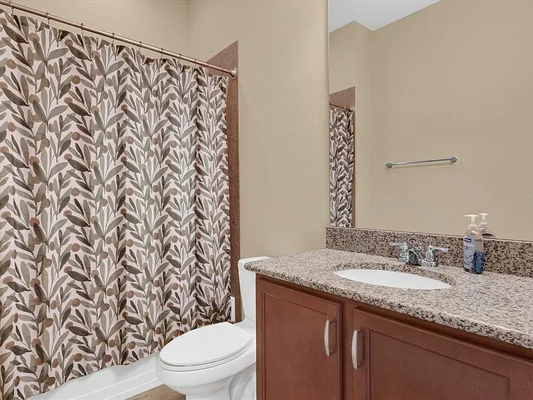 9219 Laureate Blvd — Photo 20