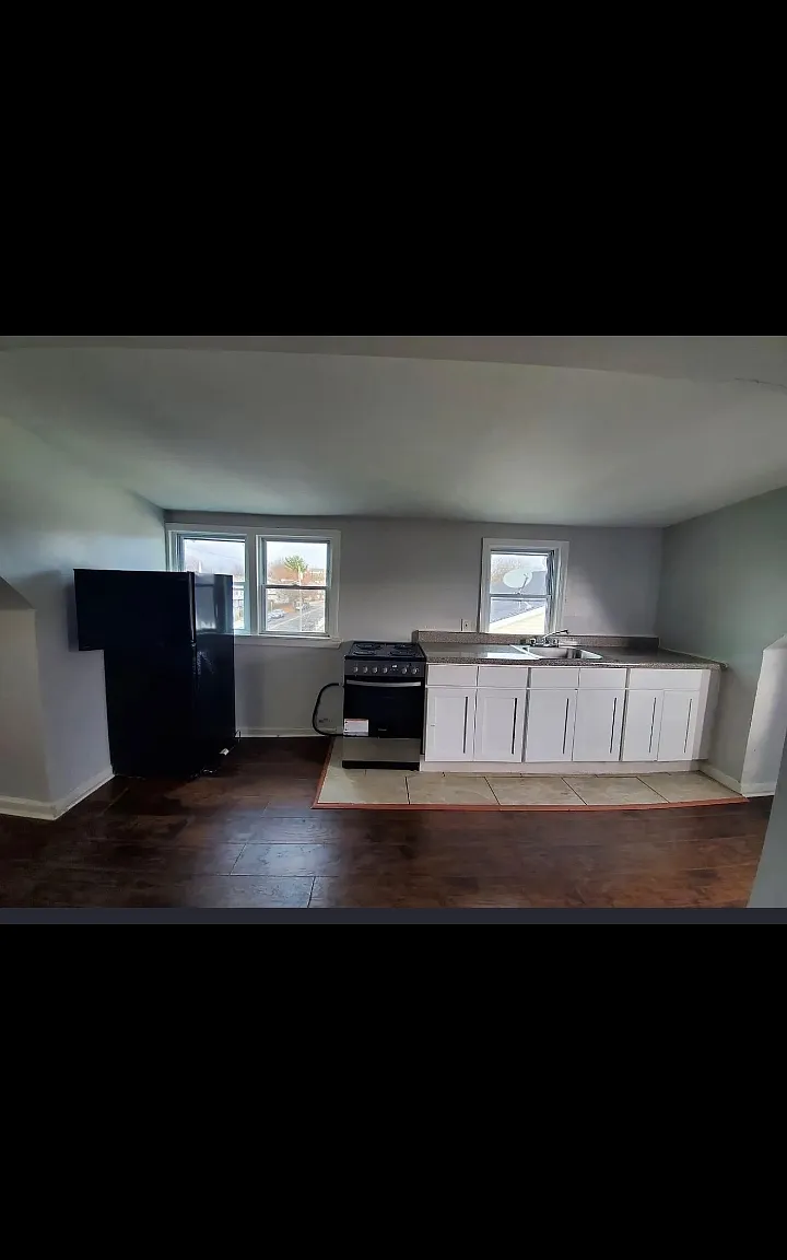1 bed, $1,295 — Photo 2
