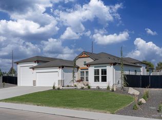 9660 S Prairie Falcon Ave, Nampa, ID 83686