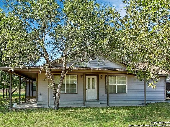 2nd image of 225 Cimarron Dr