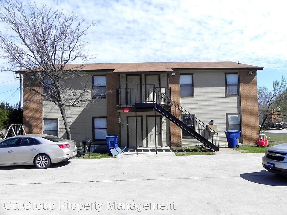 1st image of 205 South Dr #5113092