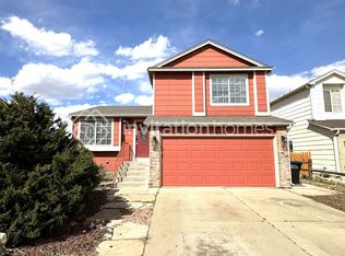 19389 E 41st Pl, Denver, CO 80249