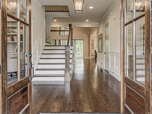 4th image of 6693 Hastings Ln