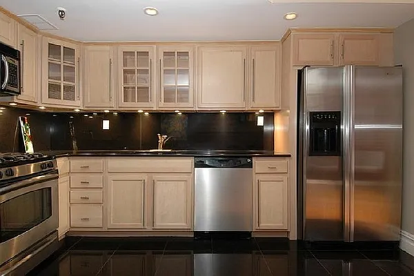 Sold by Corcoran | media 11