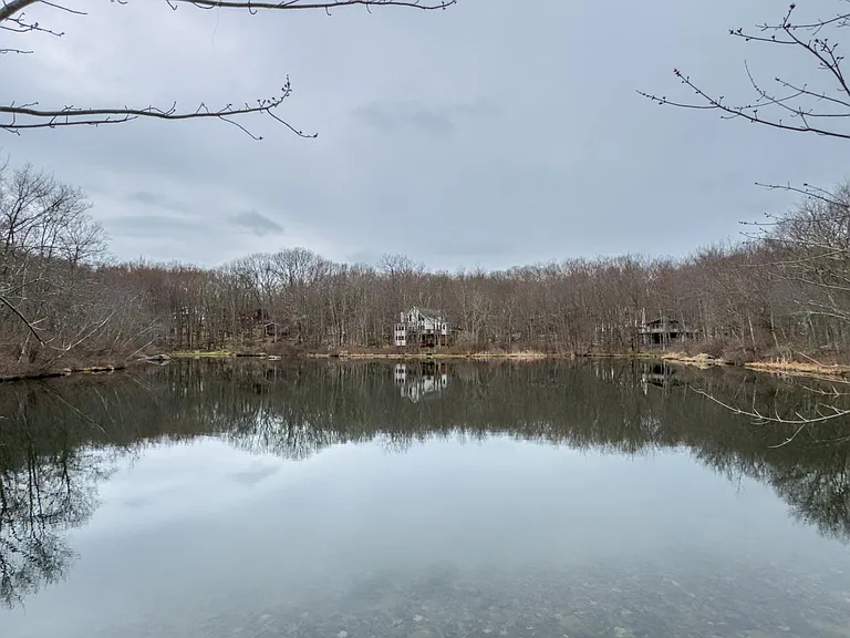 117 Forest Dr — Photo 61