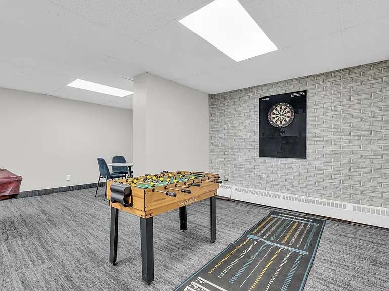 3189 King St E — Photo 22