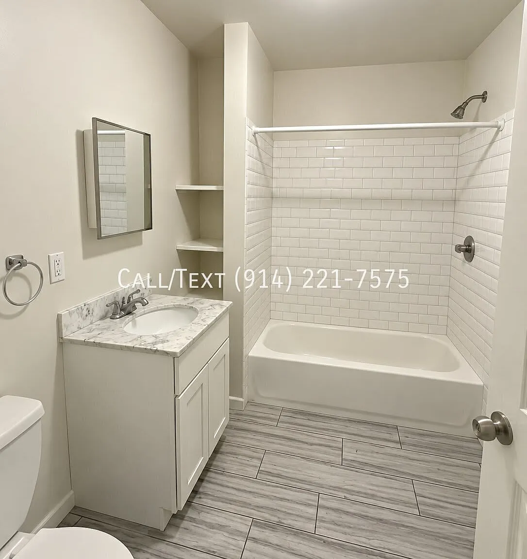 2 bed, $2,874 — Photo 4