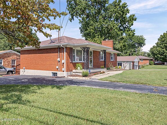 3rd image of 6908 Ledgerock Rd