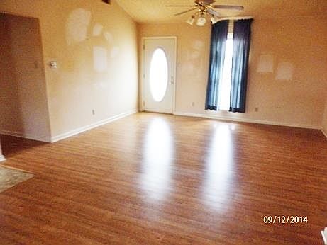 2nd image of 807 Hyde St