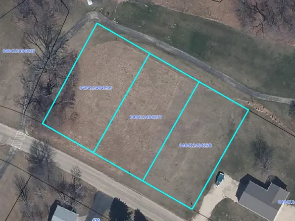 4-236R Grandview Dr, Lanark, IL 61046