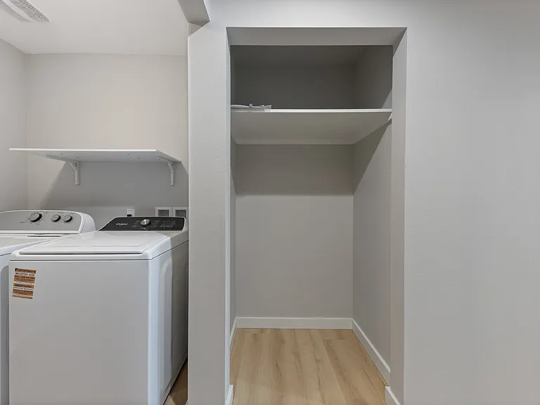 427 SE Inlet Ave — Photo 13