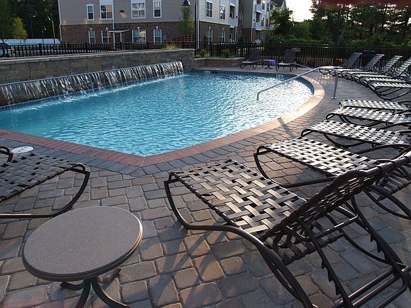 3rd image of 2240 Wisteria Ln APT 303