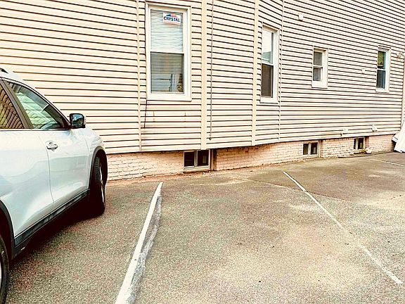 2nd image of 32 Dewitt Ave APT 2