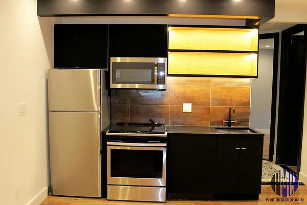 Rented by Premier Metro Realty Corp | media 47