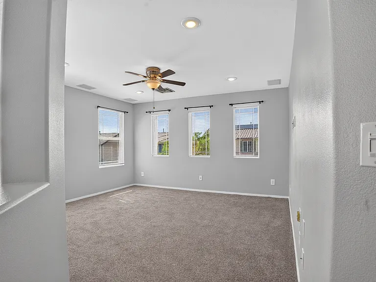 10648 Bandera Mountain Ln — Photo 33