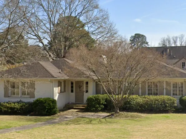 109 Lake Dr, Birmingham, AL 35213