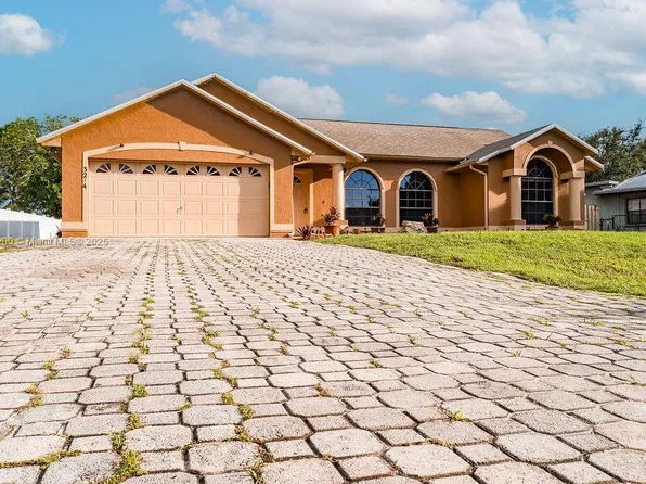 3214 SE West Snow Rd, Port Saint Lucie, FL 34984
