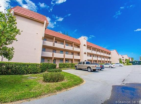 2nd image of 7991 N Sunrise Lakes Dr #307