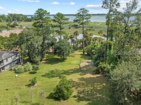 10 Pine Island Rd, Hilton Head Island, SC 29928